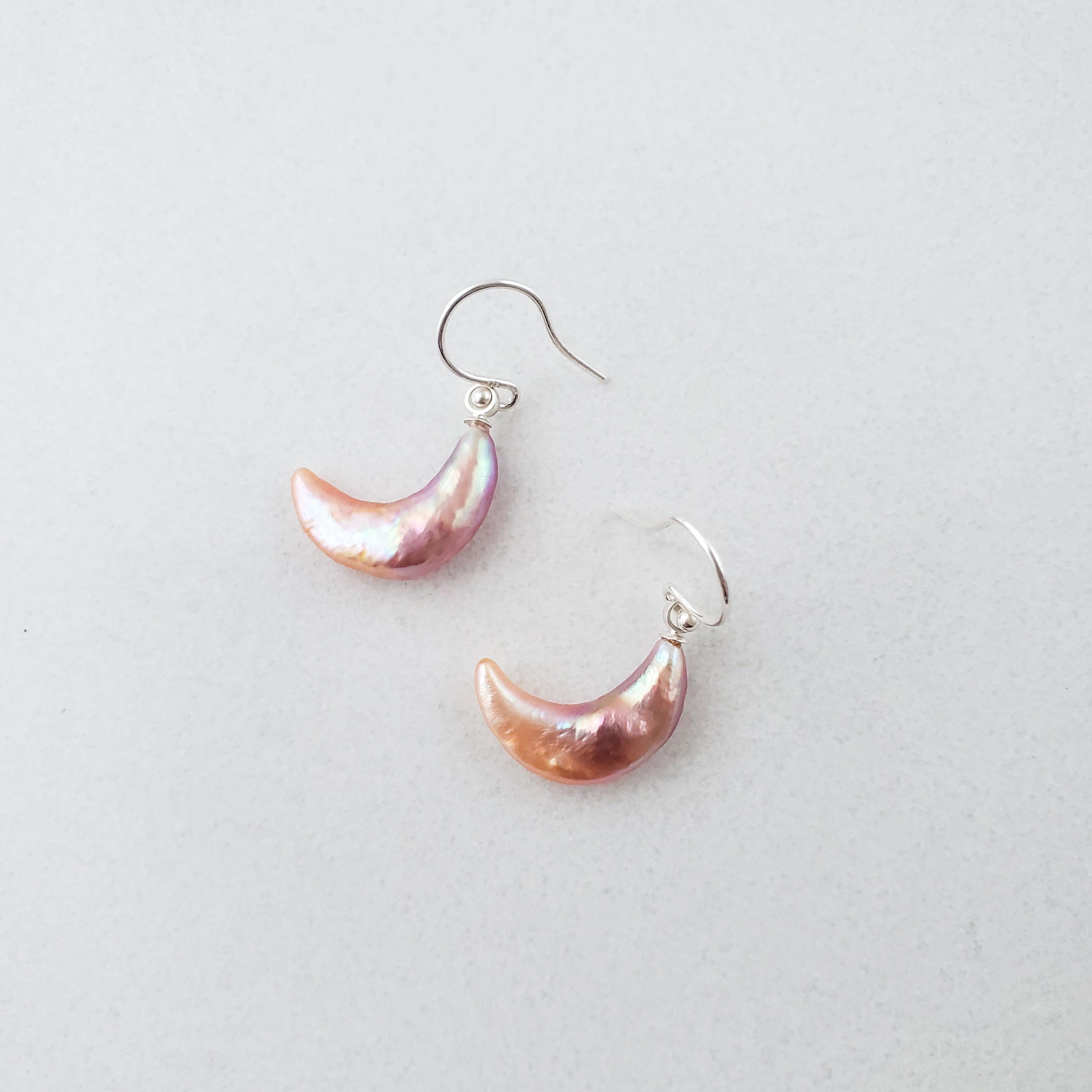 【イヤリングに変更可能】淡水パール ピンク オレンジ パープル 月 シルバー ピアス イヤリング Earrings1枚目の画像