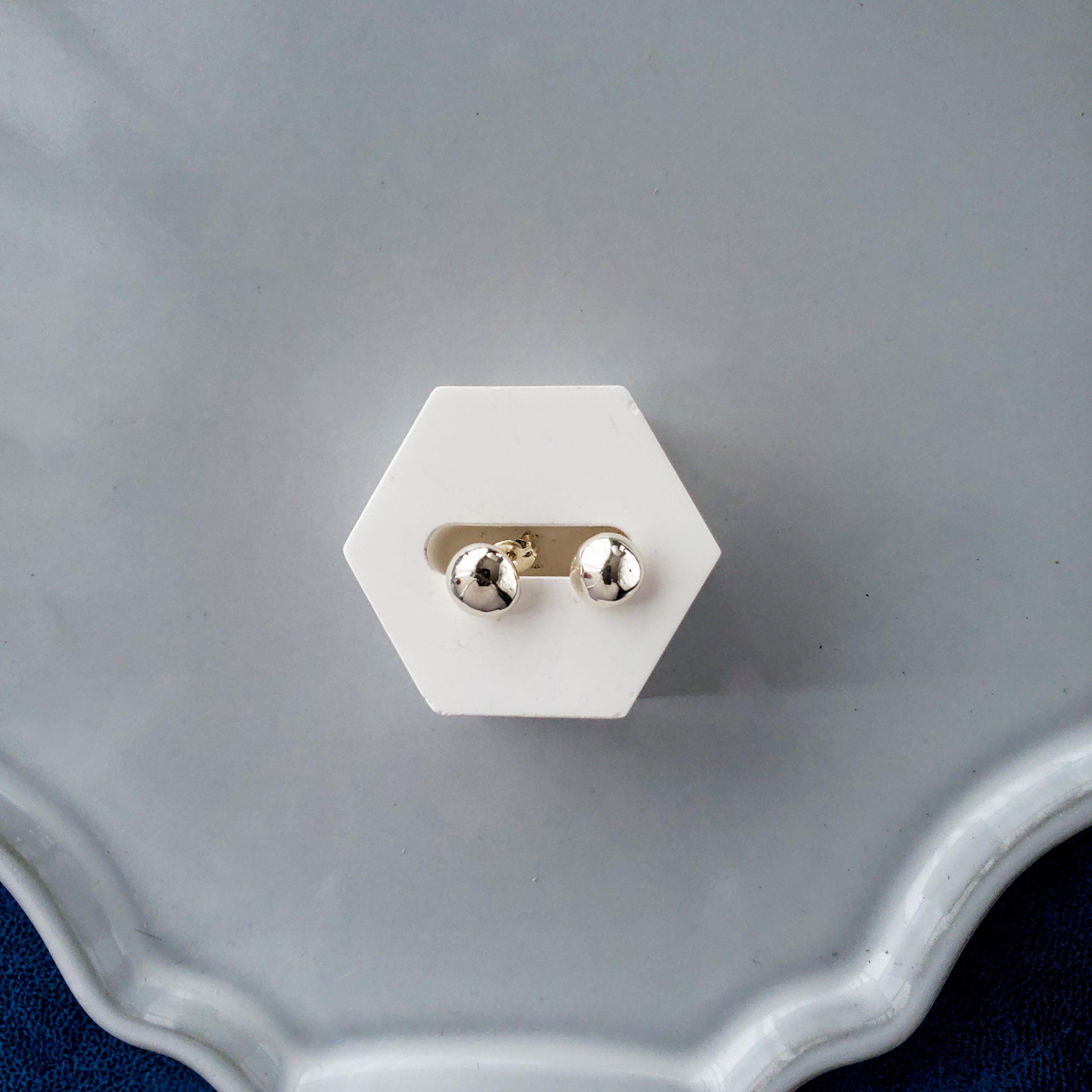 Petrichor｜ひとしずくピアス_003｜シルバー950 925 ピアス 雨 雫 シンプル 小ぶり｜Silver 夏1枚目の画像